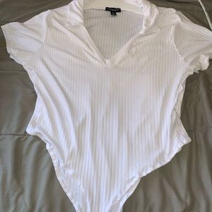 V-neck collards bodysuit